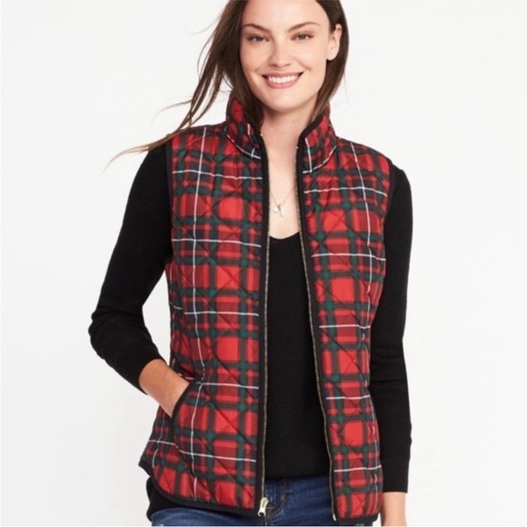 Old Navy Holiday Red Plaid Quilted Vest - Picture 6 of 6